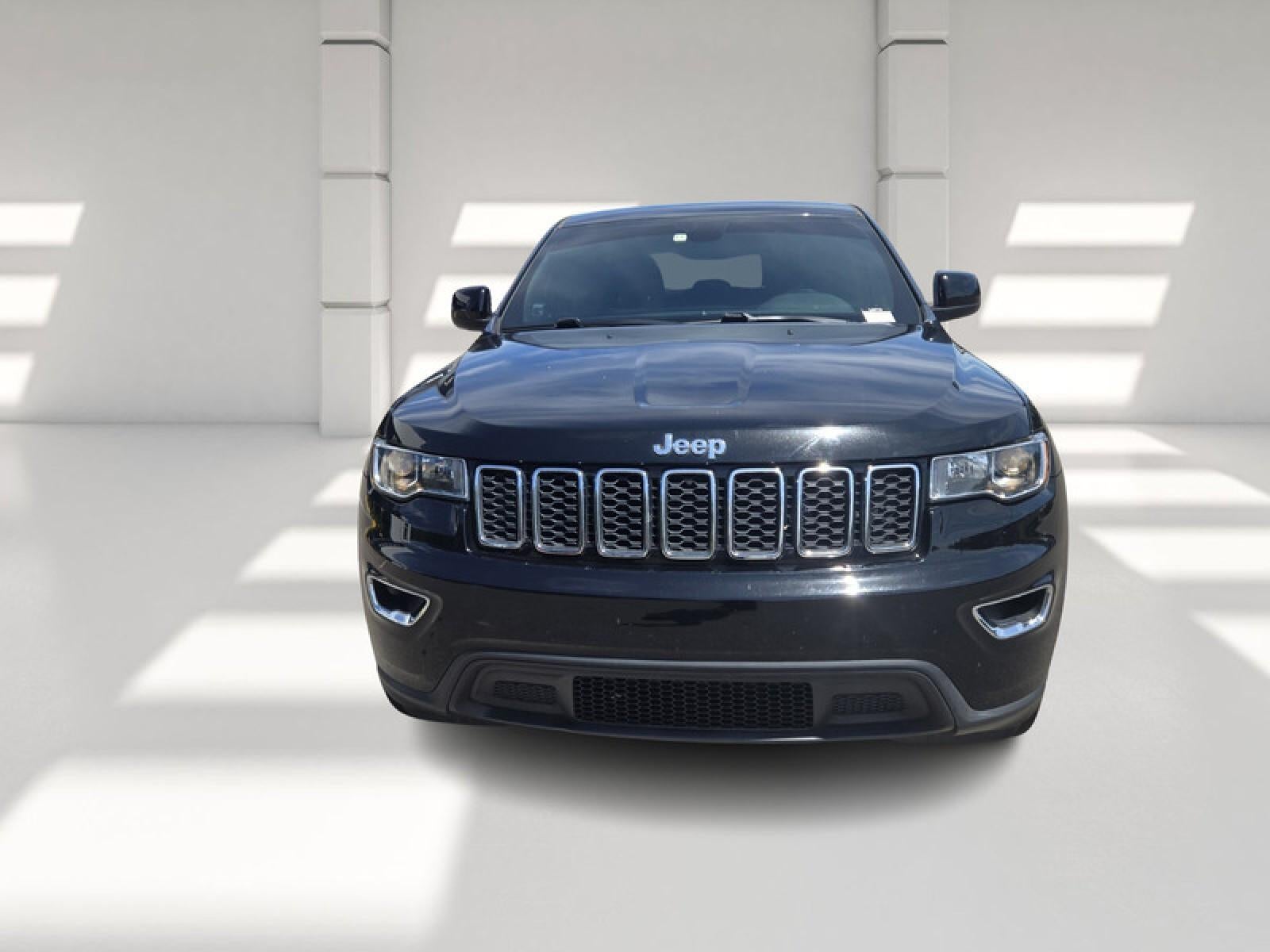 2019 Jeep Grand Cherokee Laredo E