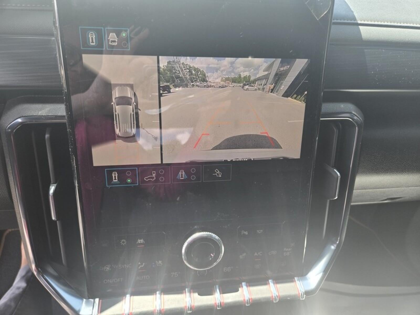 2024 GMC Acadia AT4