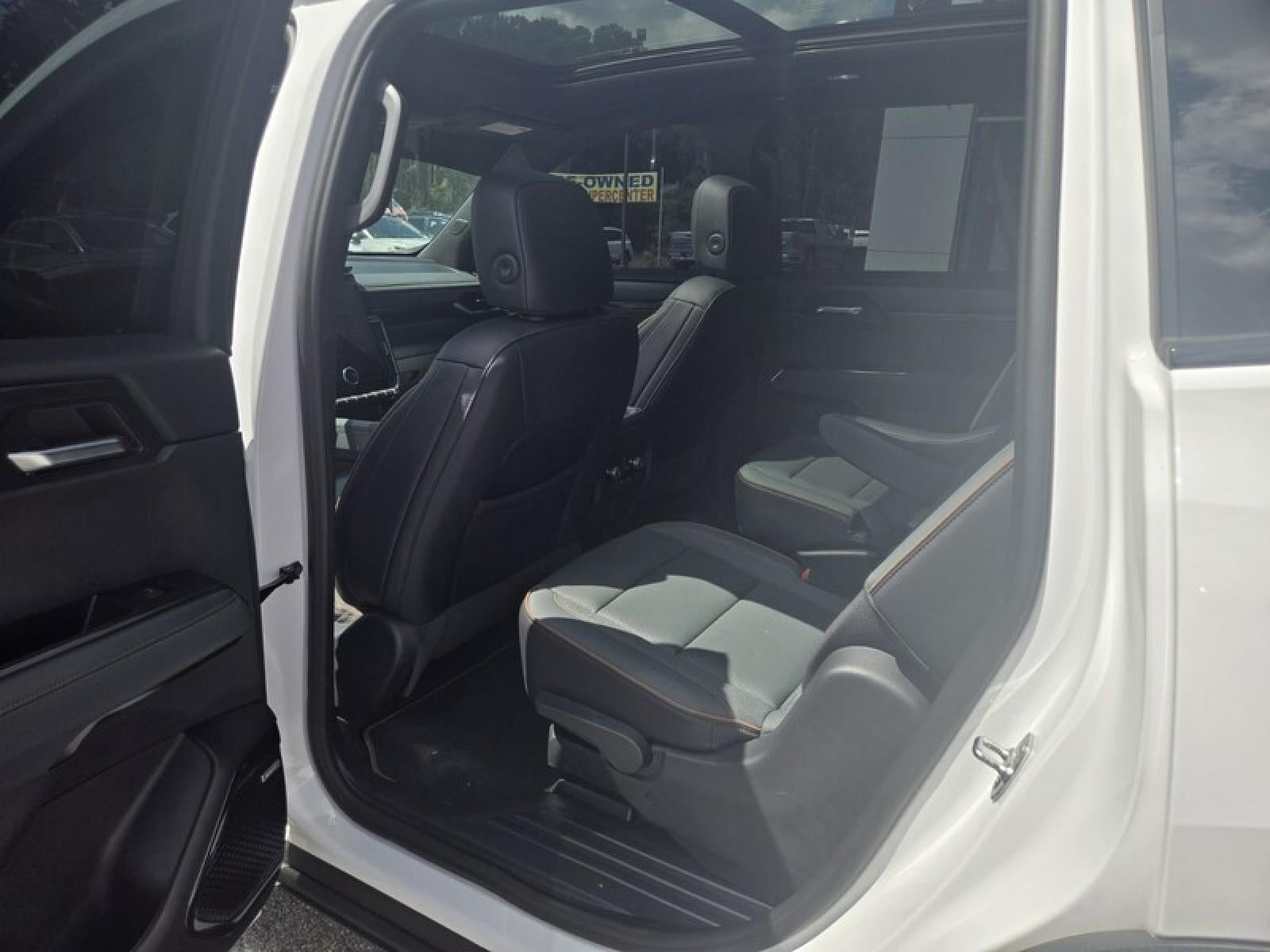 2024 GMC Acadia AT4