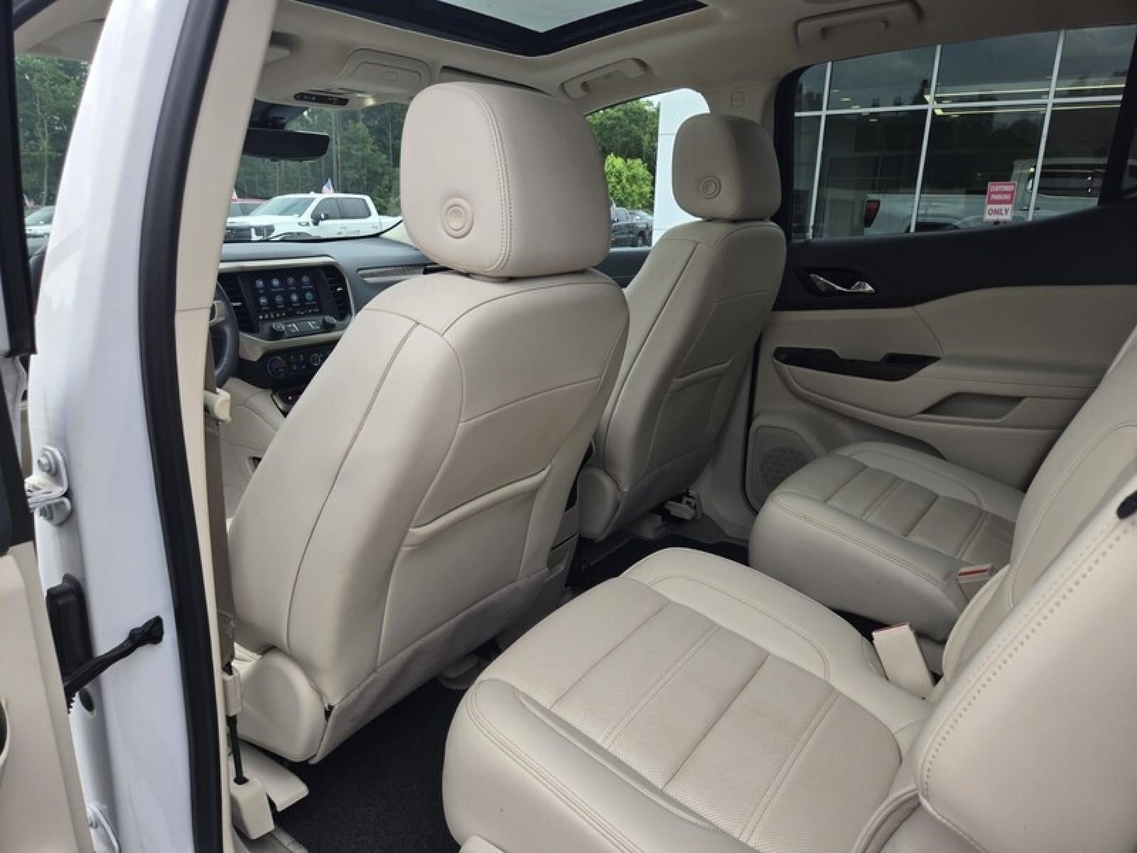 2022 GMC Acadia Denali