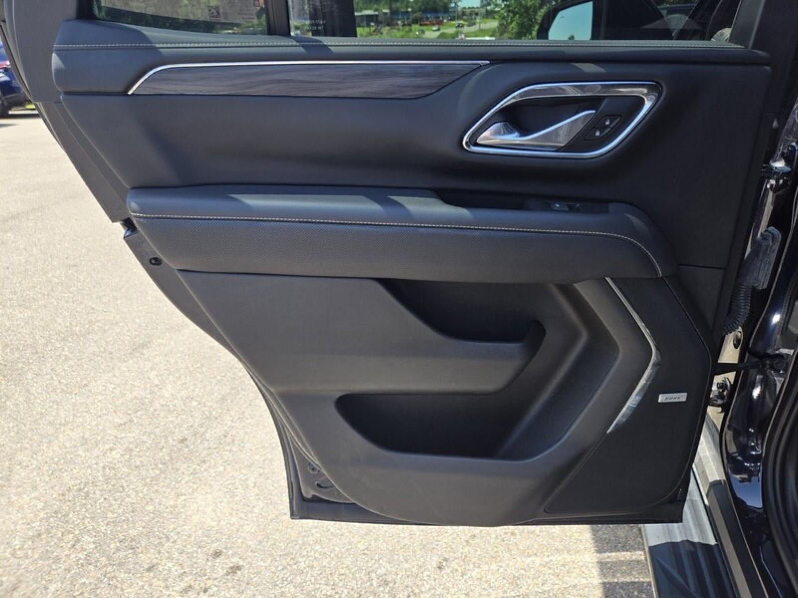 2022 GMC Yukon SLT - Photo 29