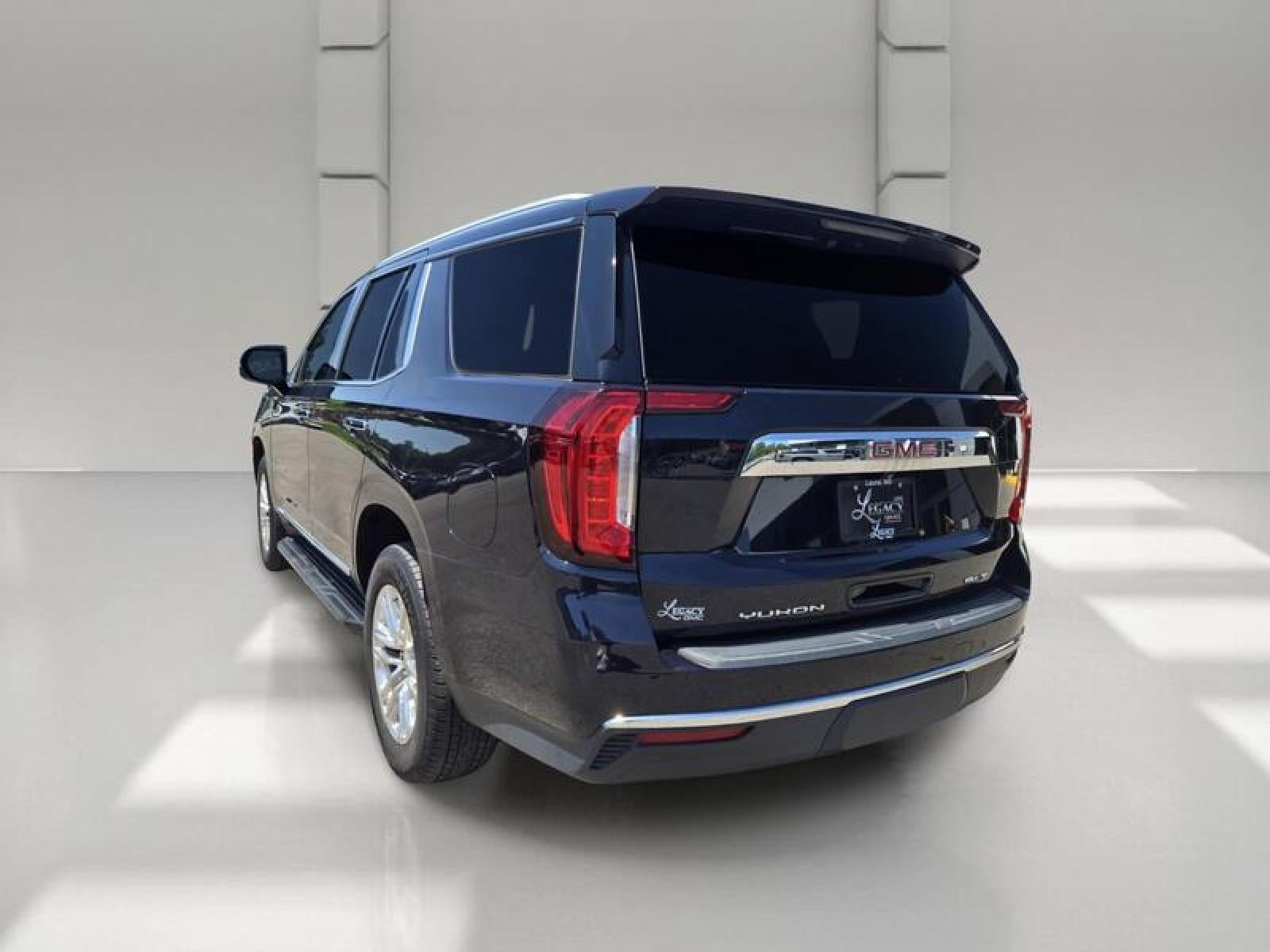 2022 GMC Yukon SLT