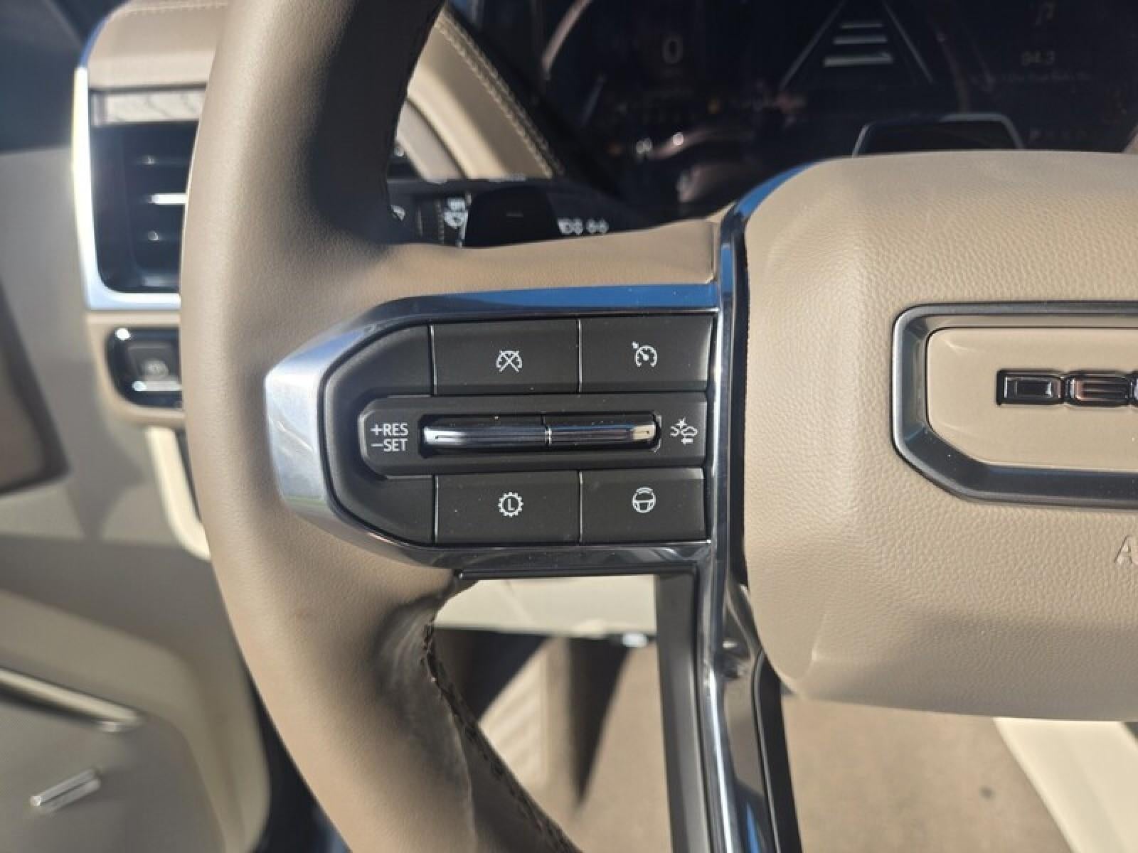 2027 GMC Yukon Denali - Photo 13