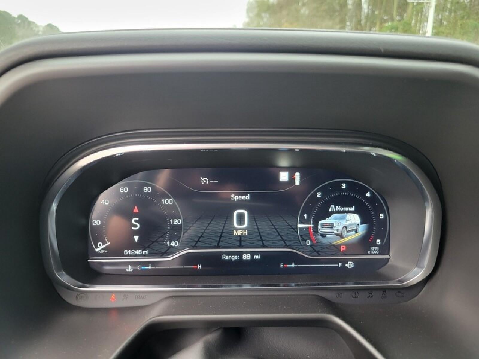 2023 GMC Yukon XL SLE