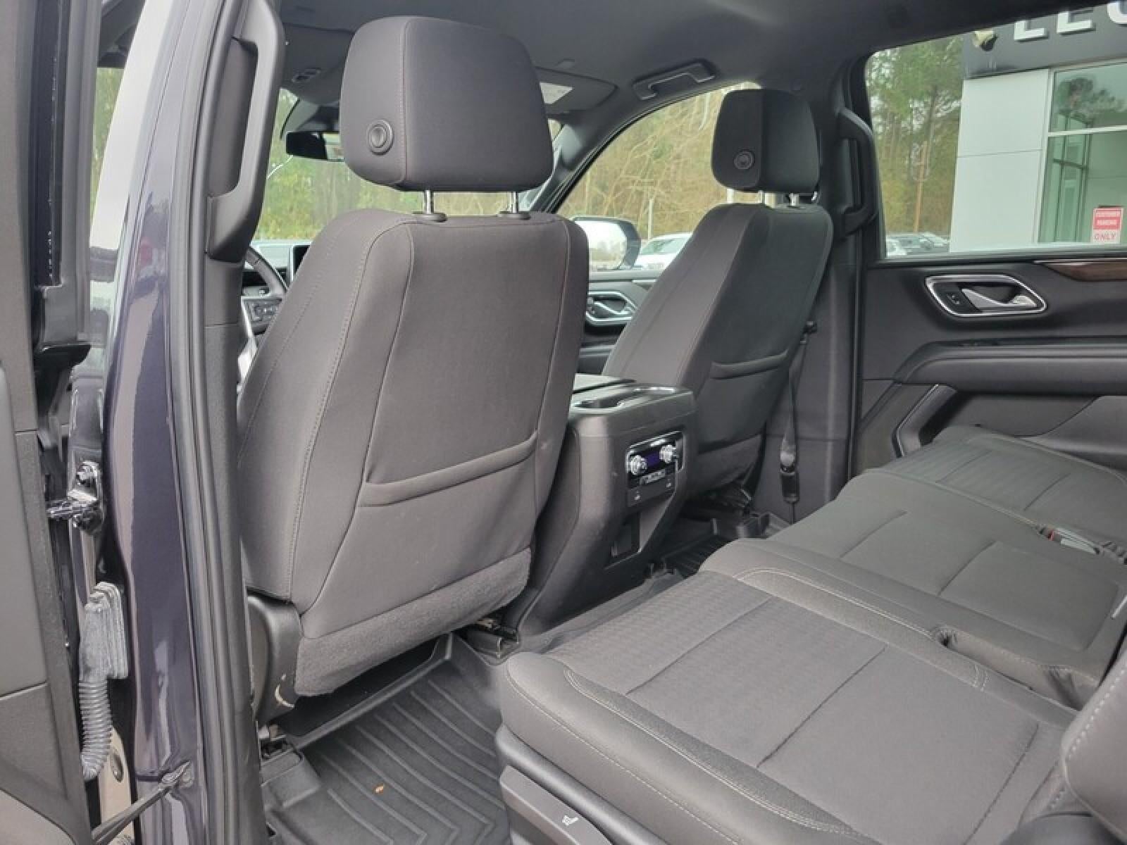 2023 GMC Yukon XL SLE