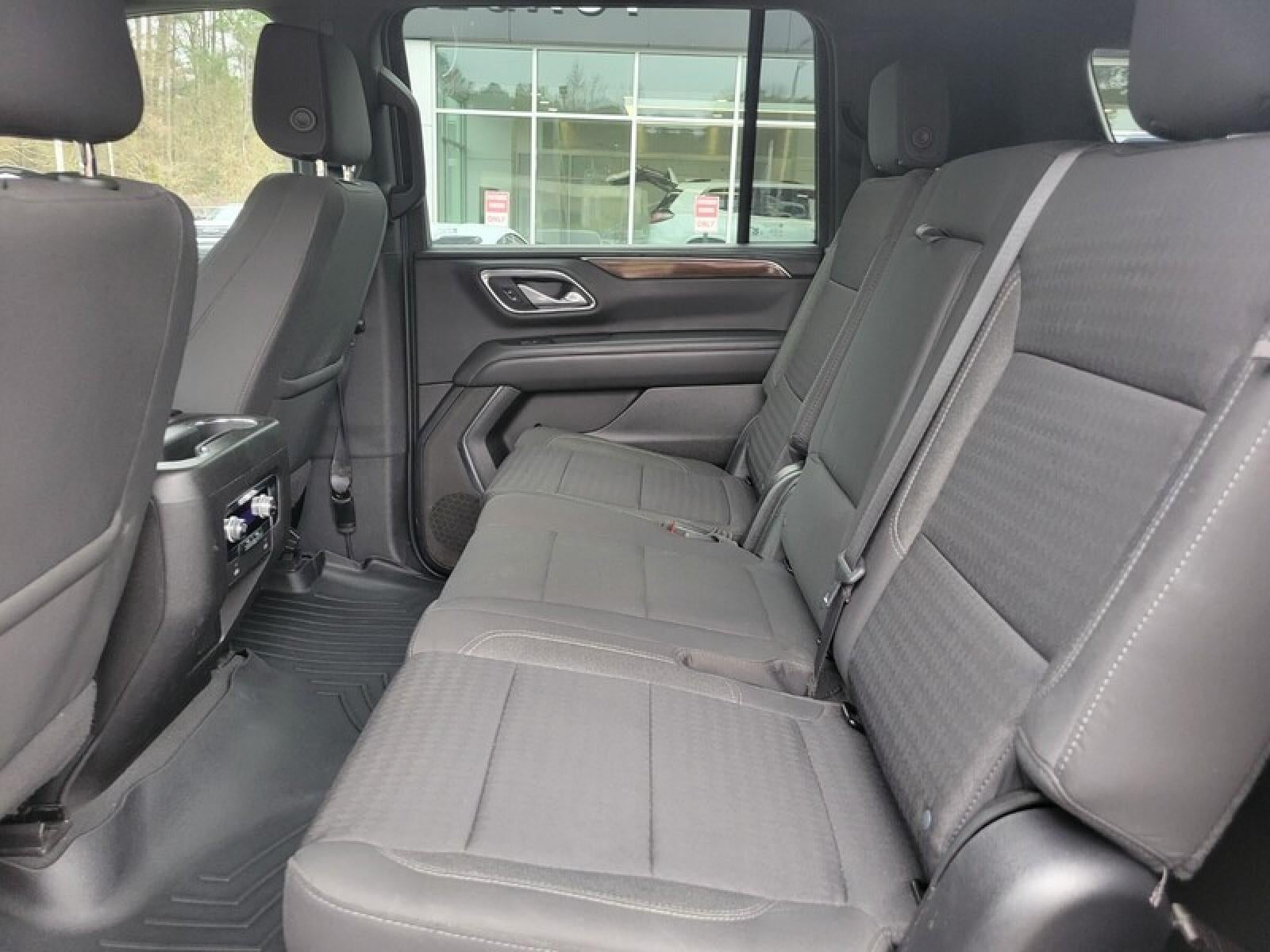 2023 GMC Yukon XL SLE