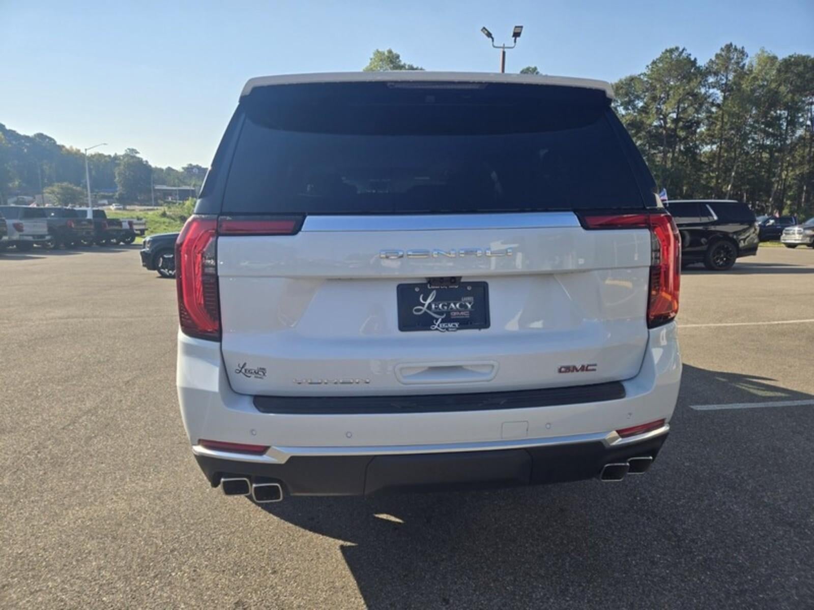 2026 GMC Yukon XL Denali - Photo 38