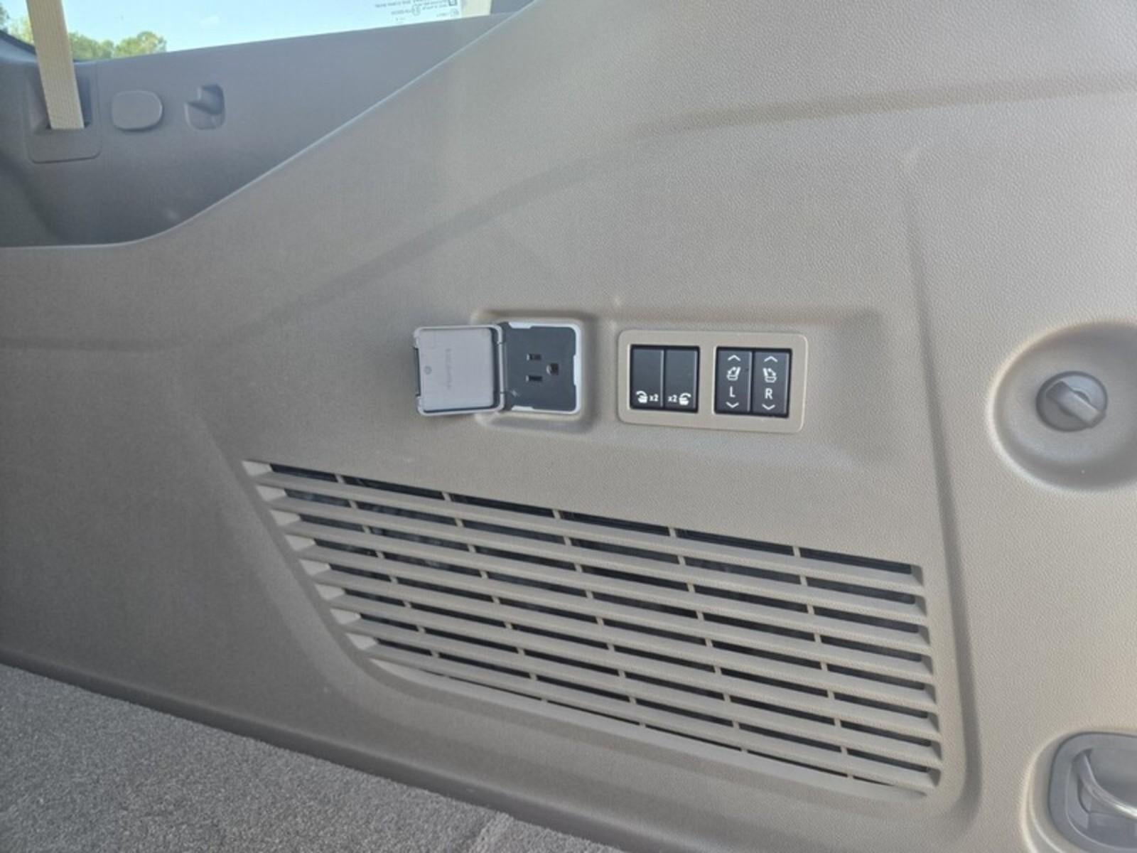 2026 GMC Yukon XL Denali - Photo 40