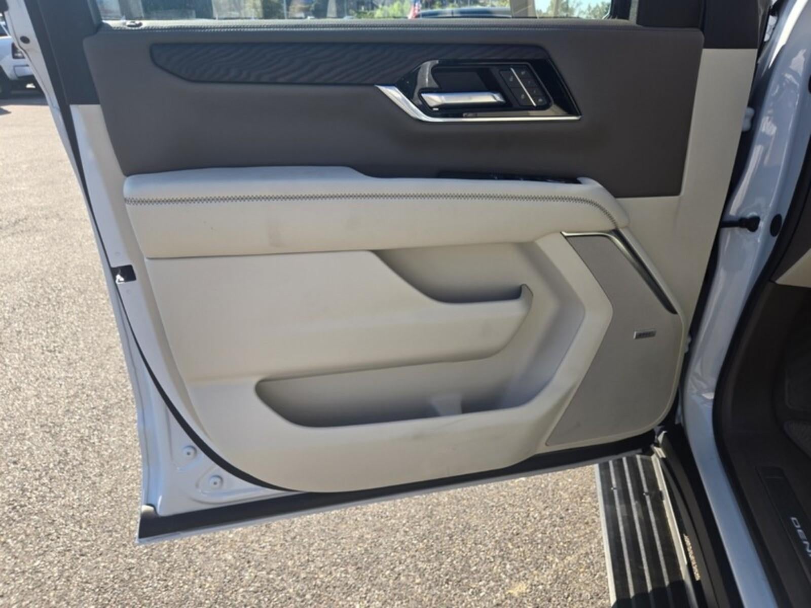 2026 GMC Yukon XL Denali - Photo 56