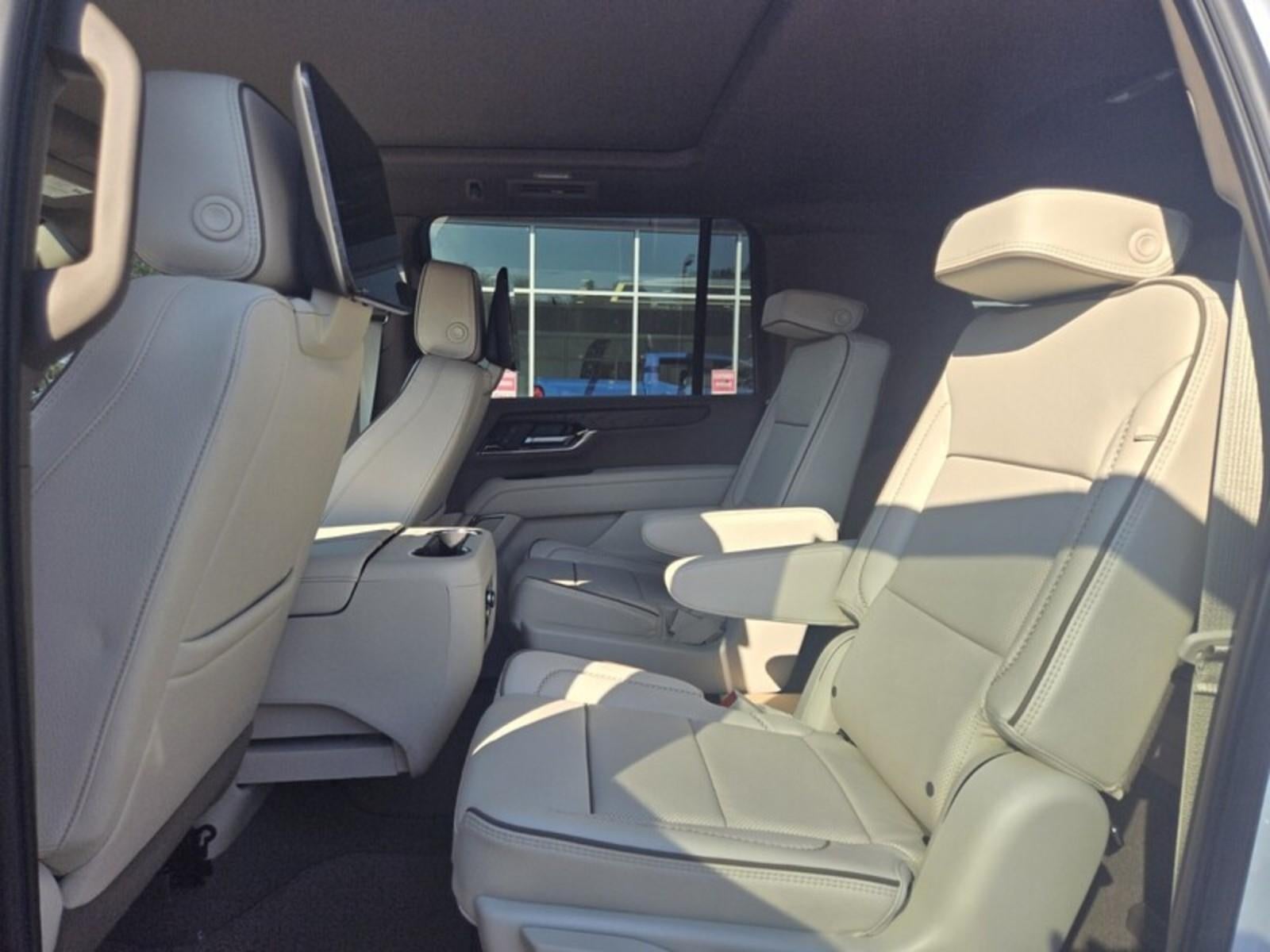 2026 GMC Yukon XL Denali - Photo 63