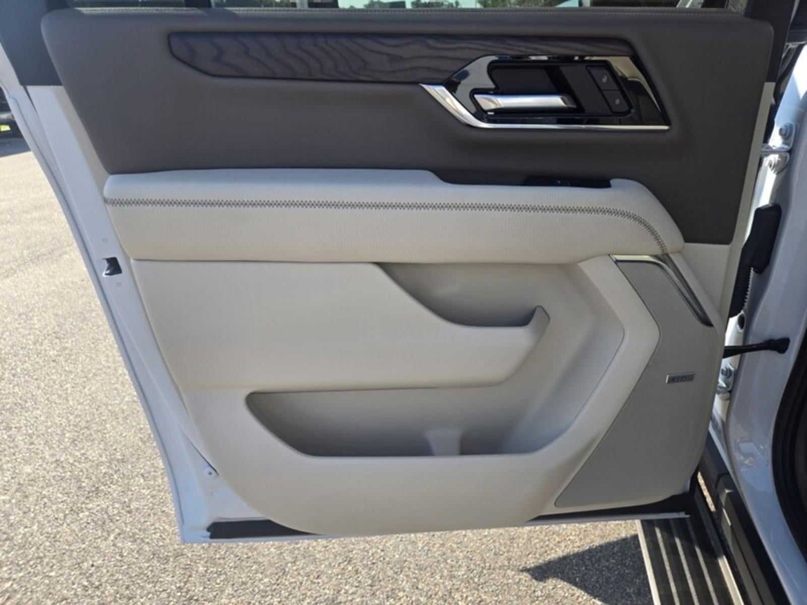 2026 GMC Yukon XL Denali - Photo 64