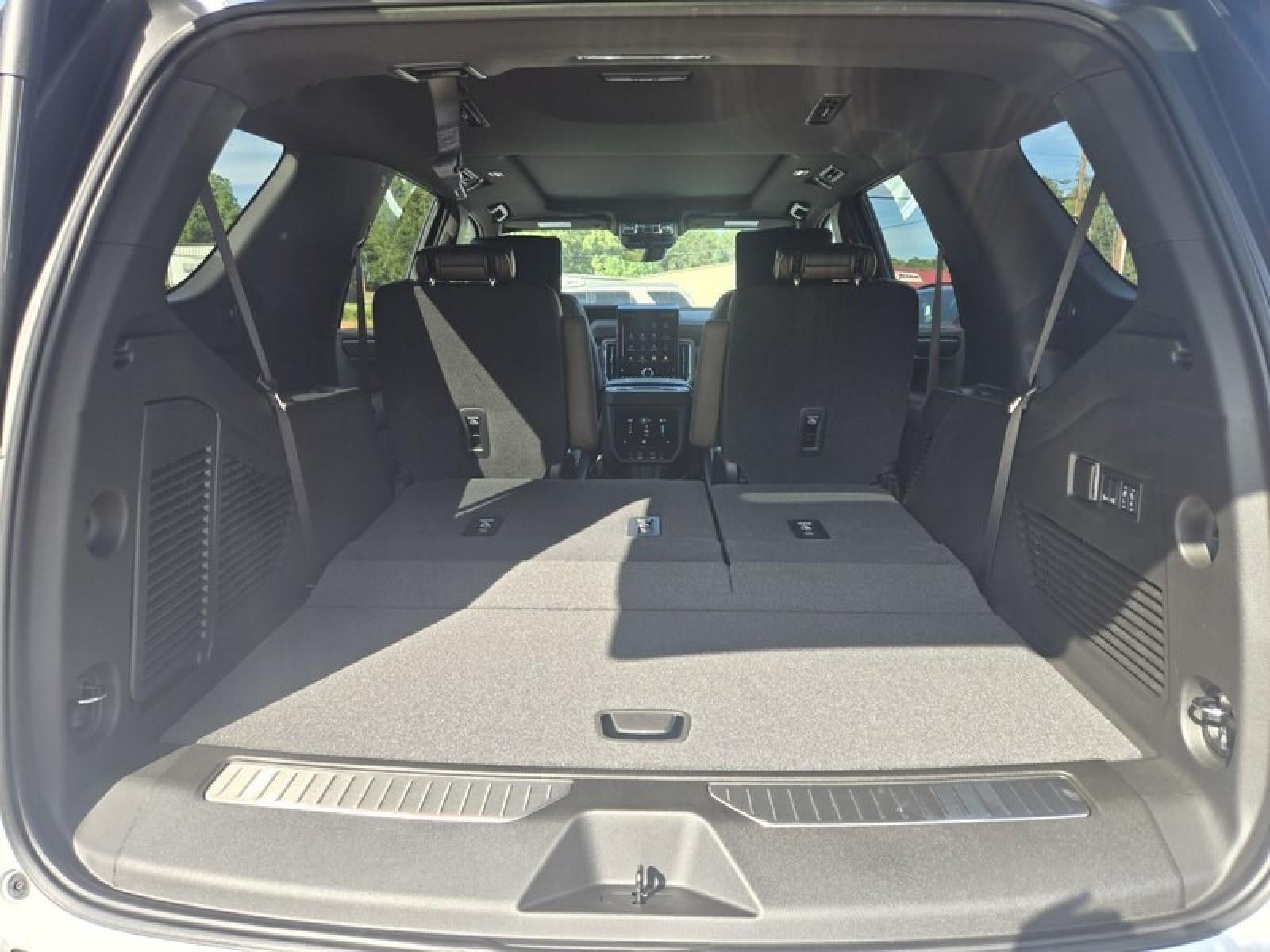 2027 GMC Yukon Denali Ultimate