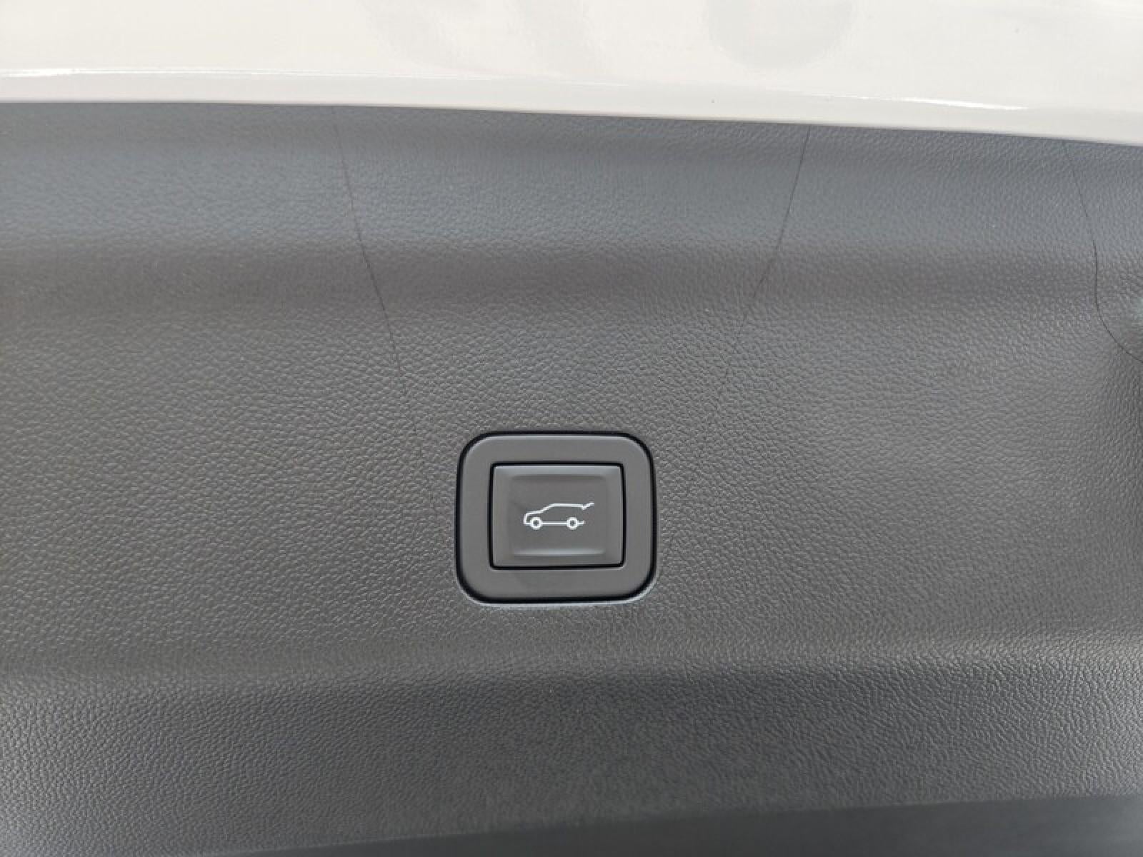 2027 GMC Yukon Denali Ultimate