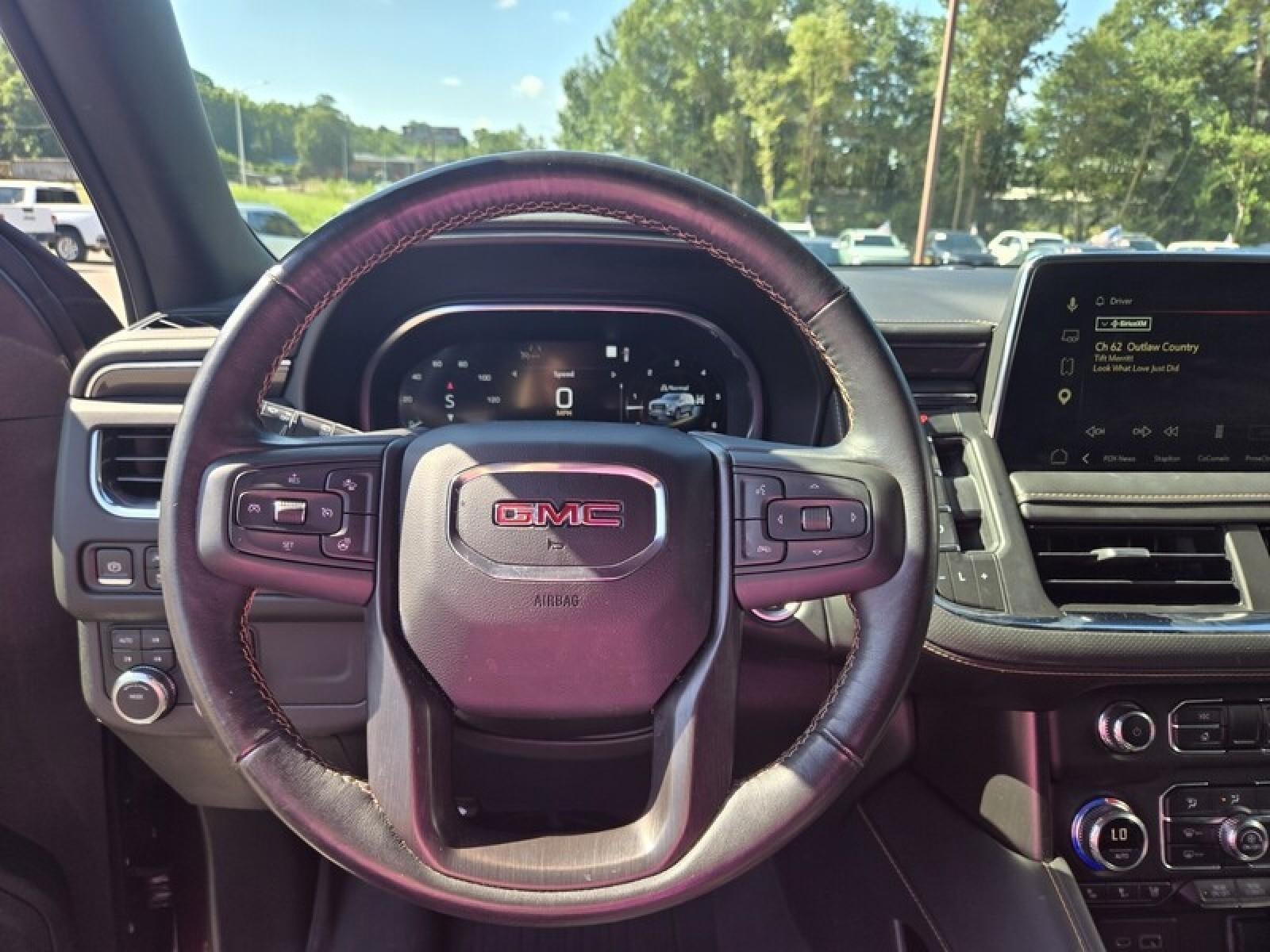 2023 GMC Yukon XL AT4