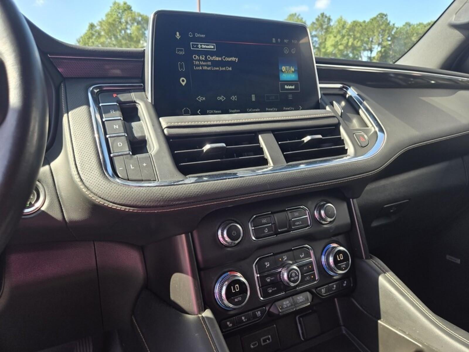 2023 GMC Yukon XL AT4