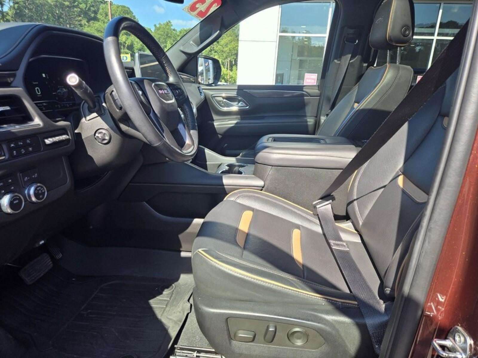 2023 GMC Yukon XL AT4