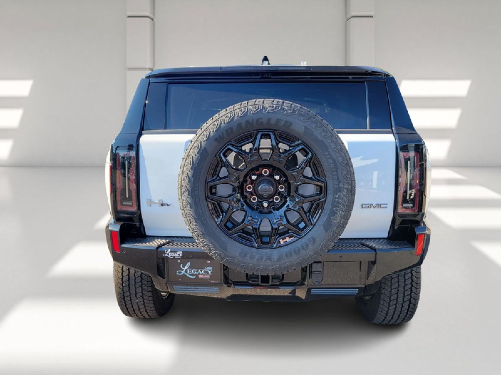 2025 GMC HUMMER EV SUV 2X