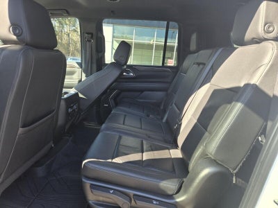 2023 Chevrolet Suburban LT