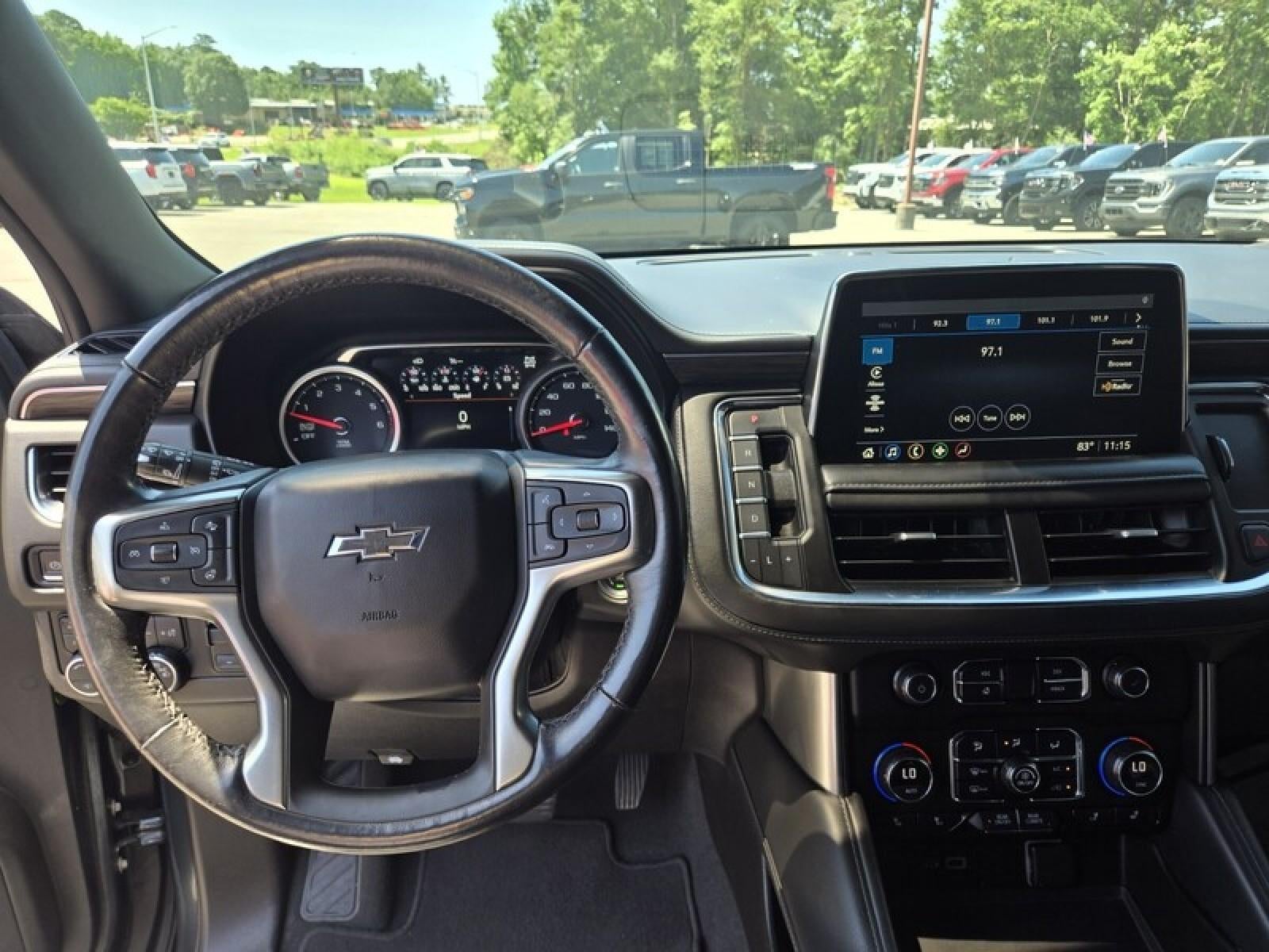 2021 Chevrolet Suburban Z71 - Photo 11