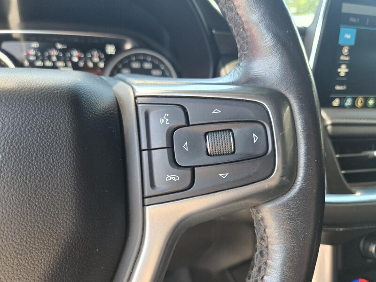 2021 Chevrolet Suburban Z71 - Photo 13