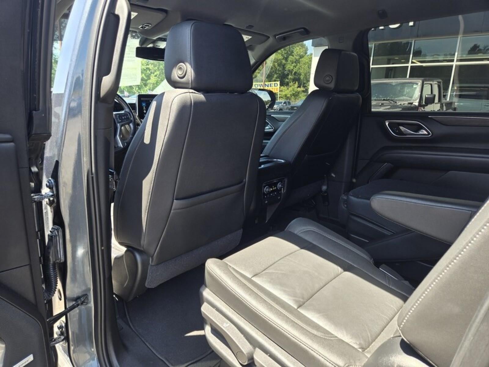 2021 Chevrolet Suburban Z71 - Photo 25