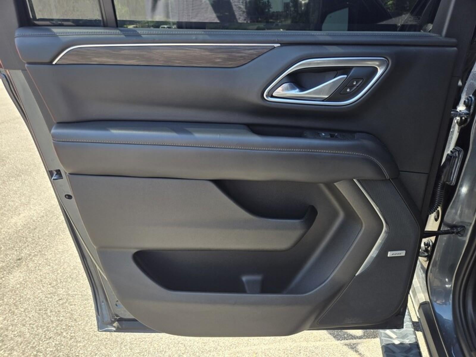 2021 Chevrolet Suburban Z71 - Photo 29