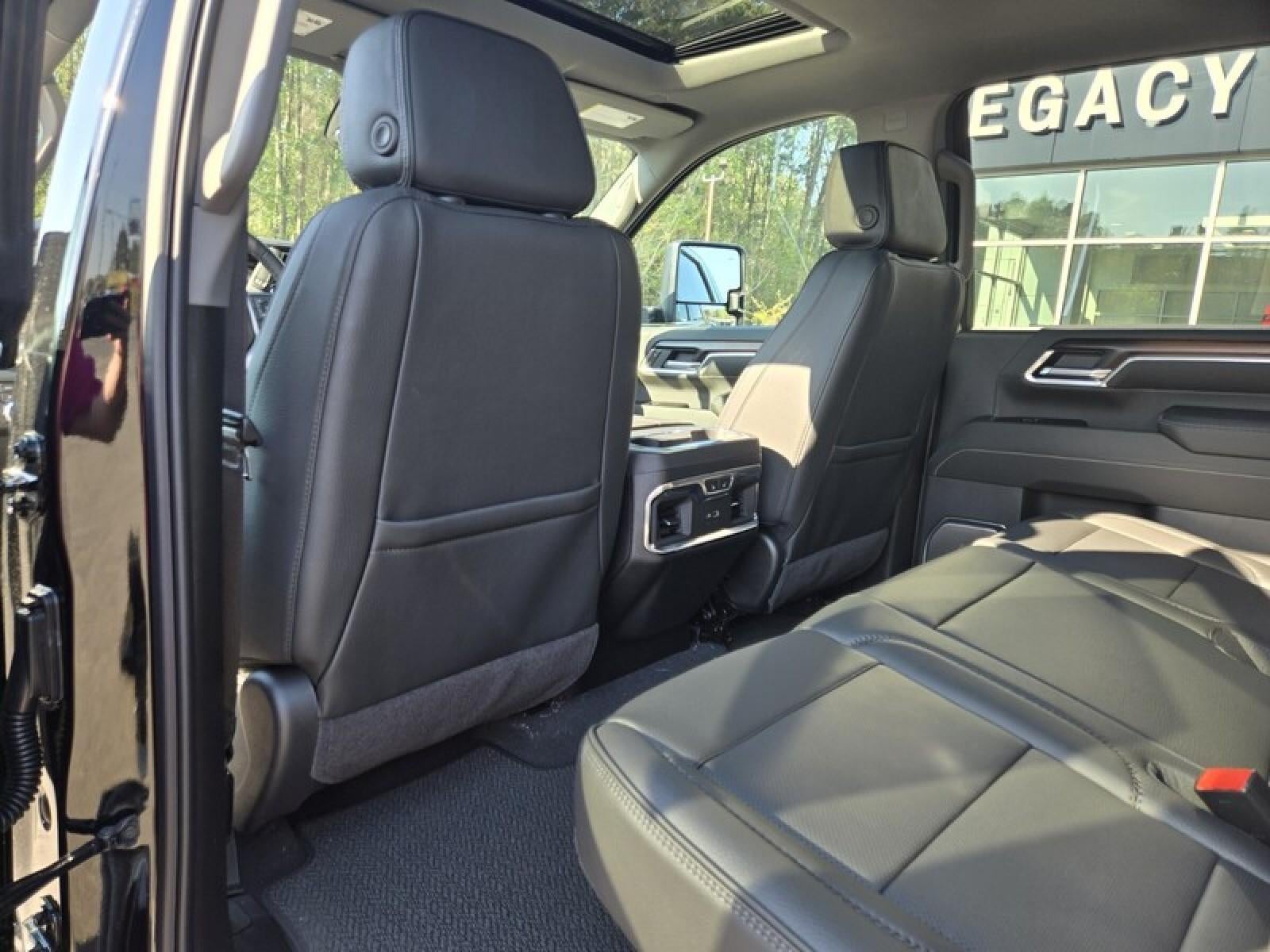 2026 GMC Sierra 3500 HD Denali DRW