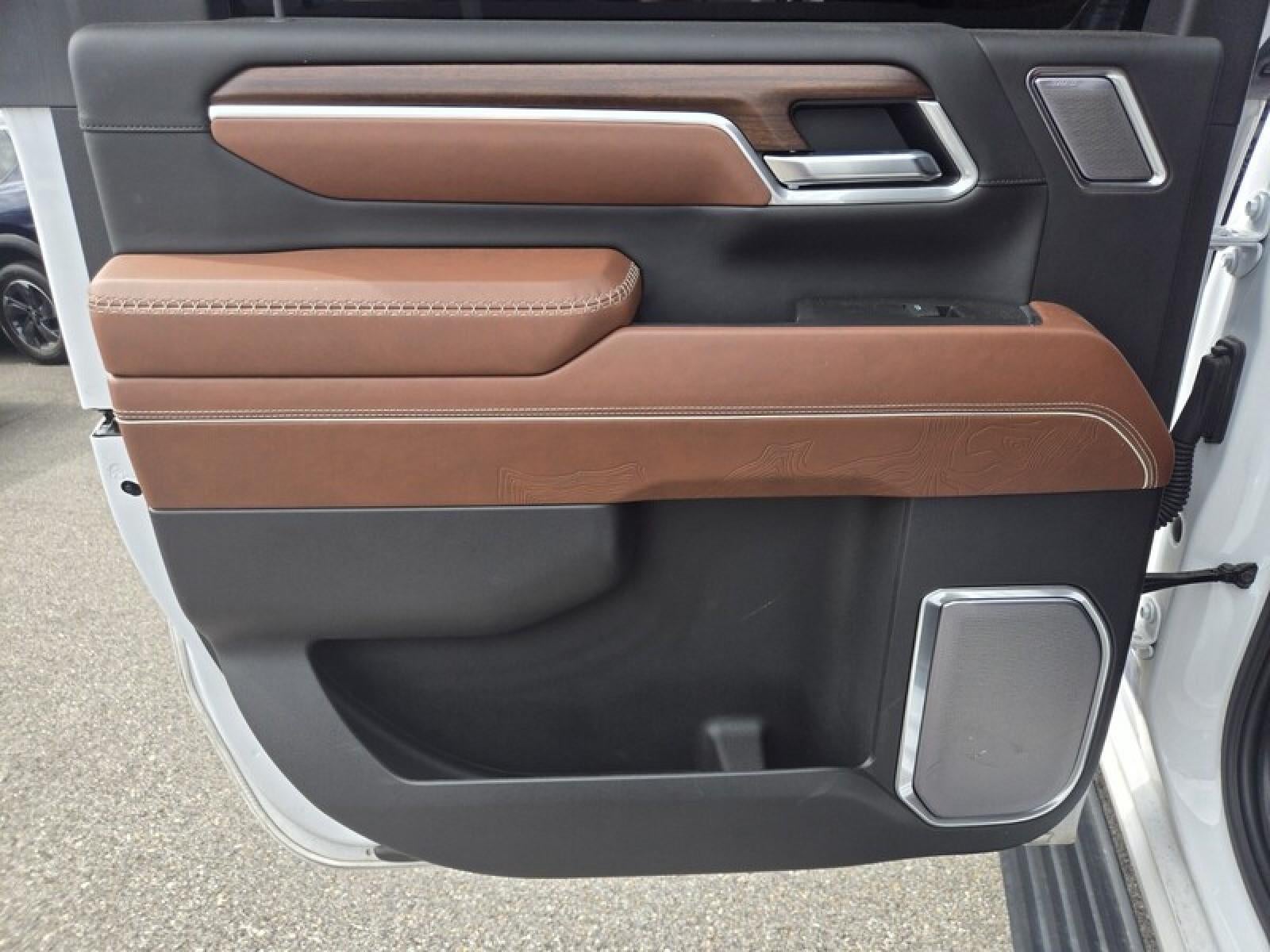 2025 GMC Sierra 3500 HD Denali Ultimate