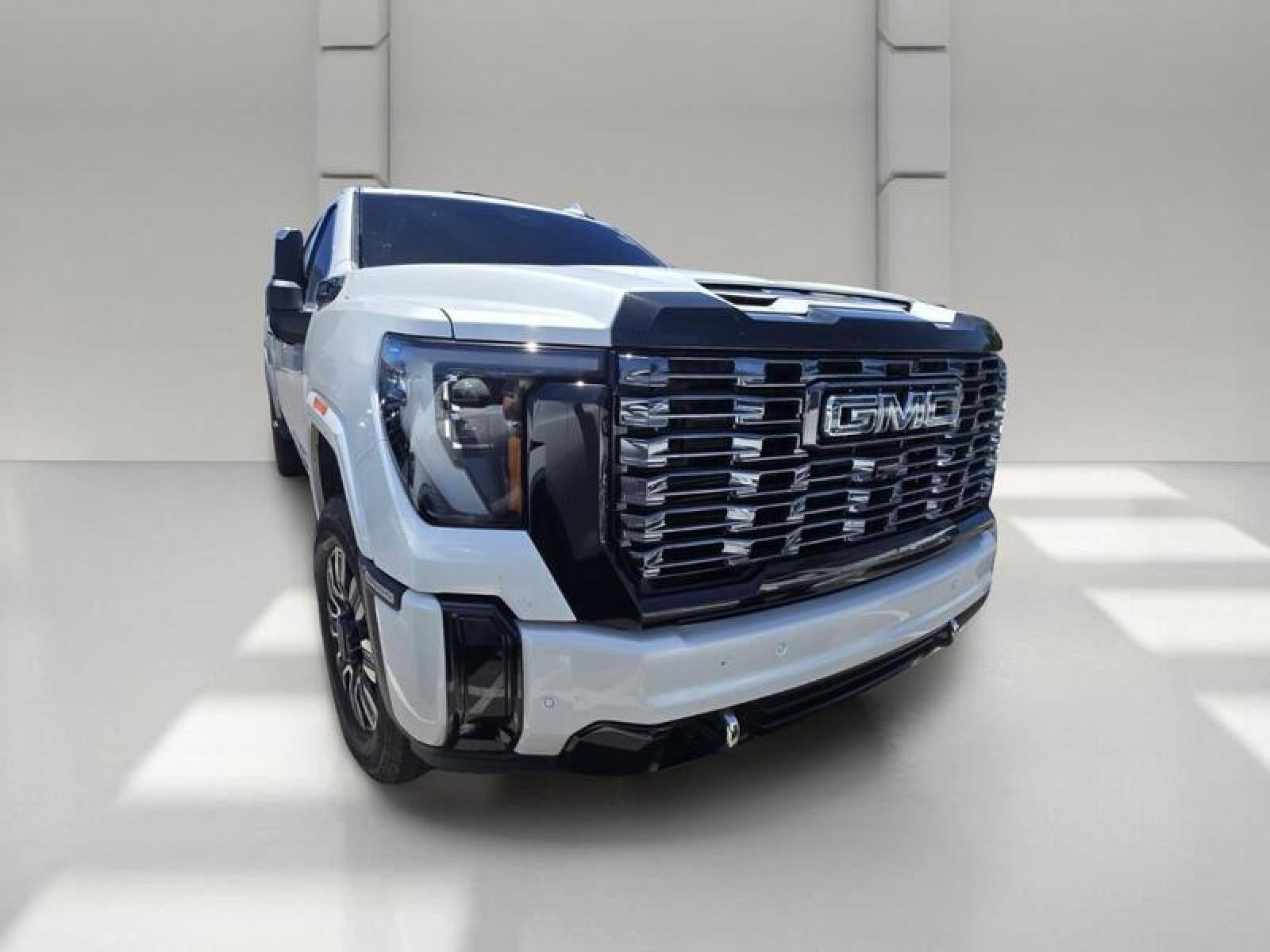 2025 GMC Sierra 3500 HD Denali Ultimate