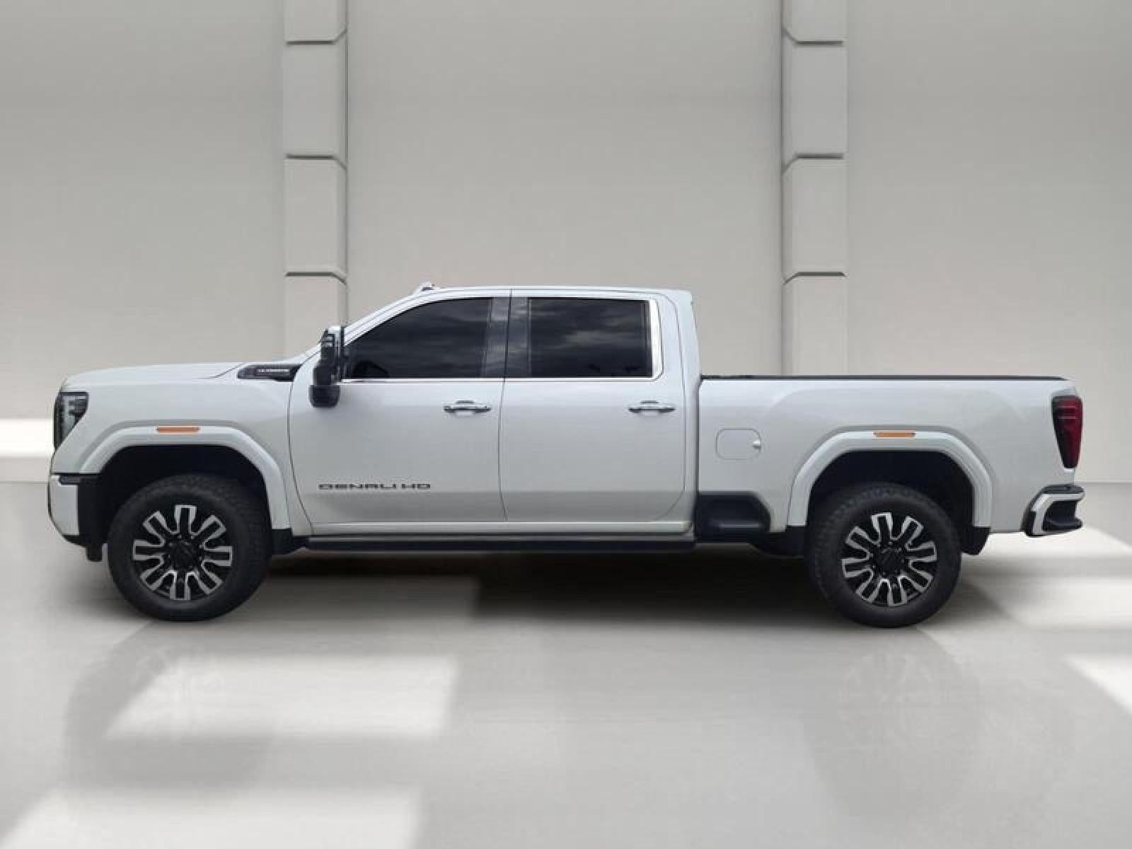 2025 GMC Sierra 3500 HD Denali Ultimate