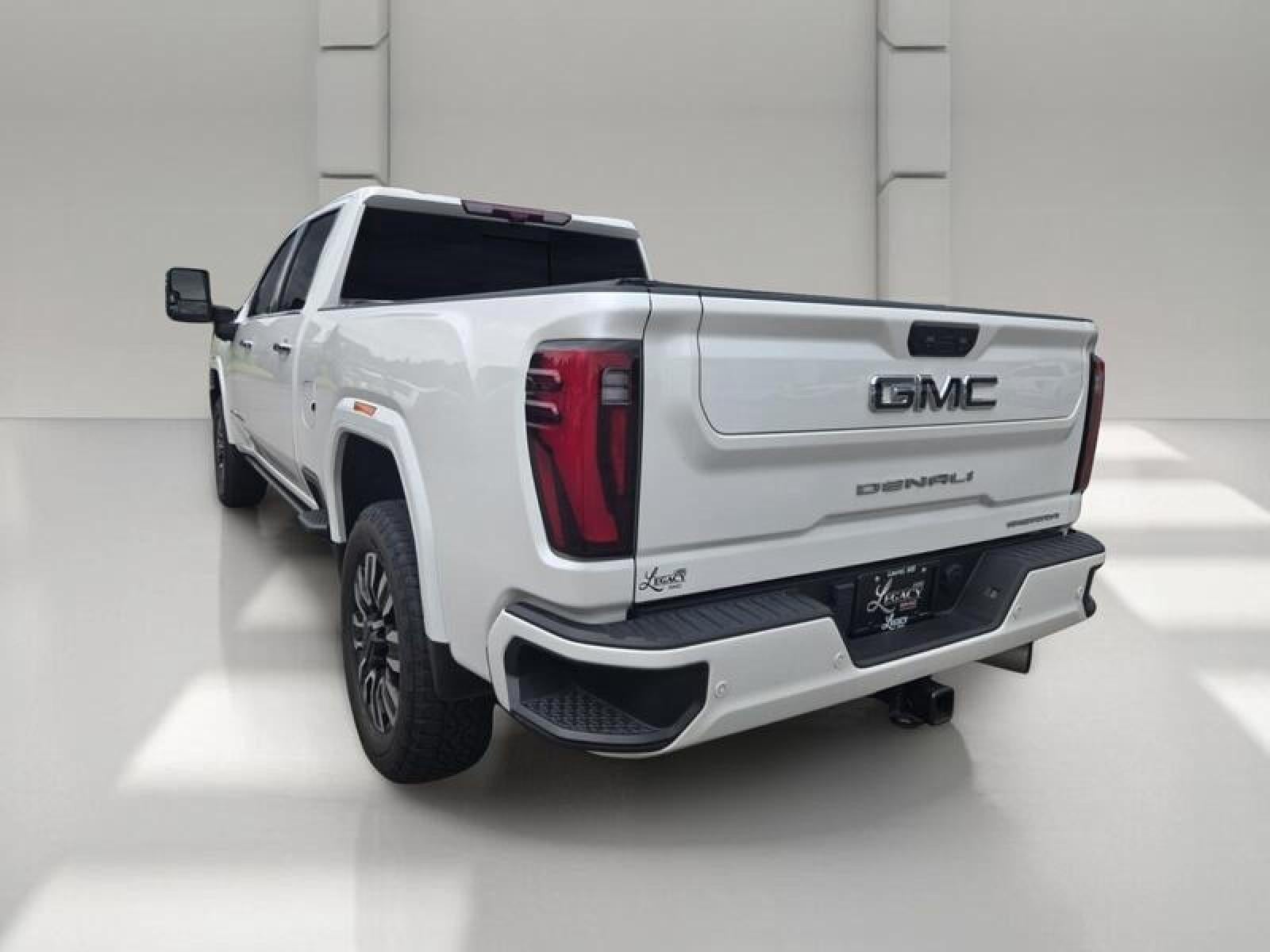2025 GMC Sierra 3500 HD Denali Ultimate