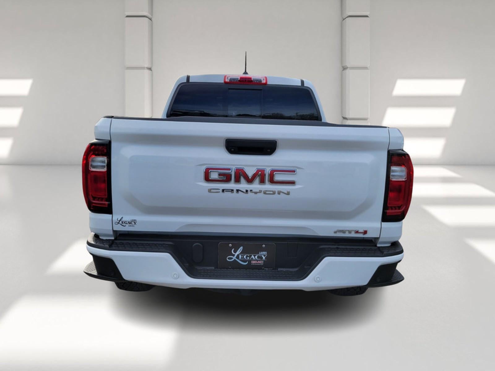 2023 GMC Canyon AT4