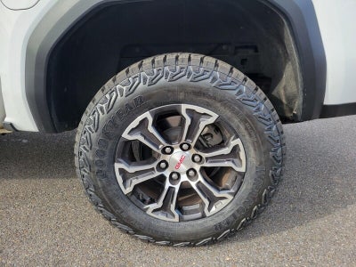 2023 GMC Canyon AT4