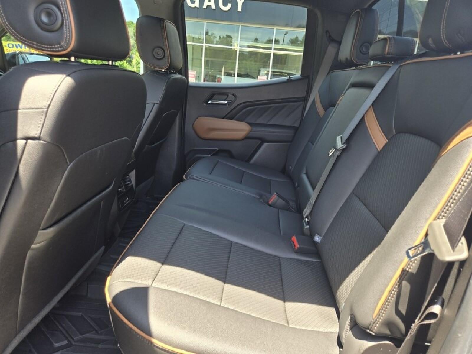 2023 GMC Canyon AT4
