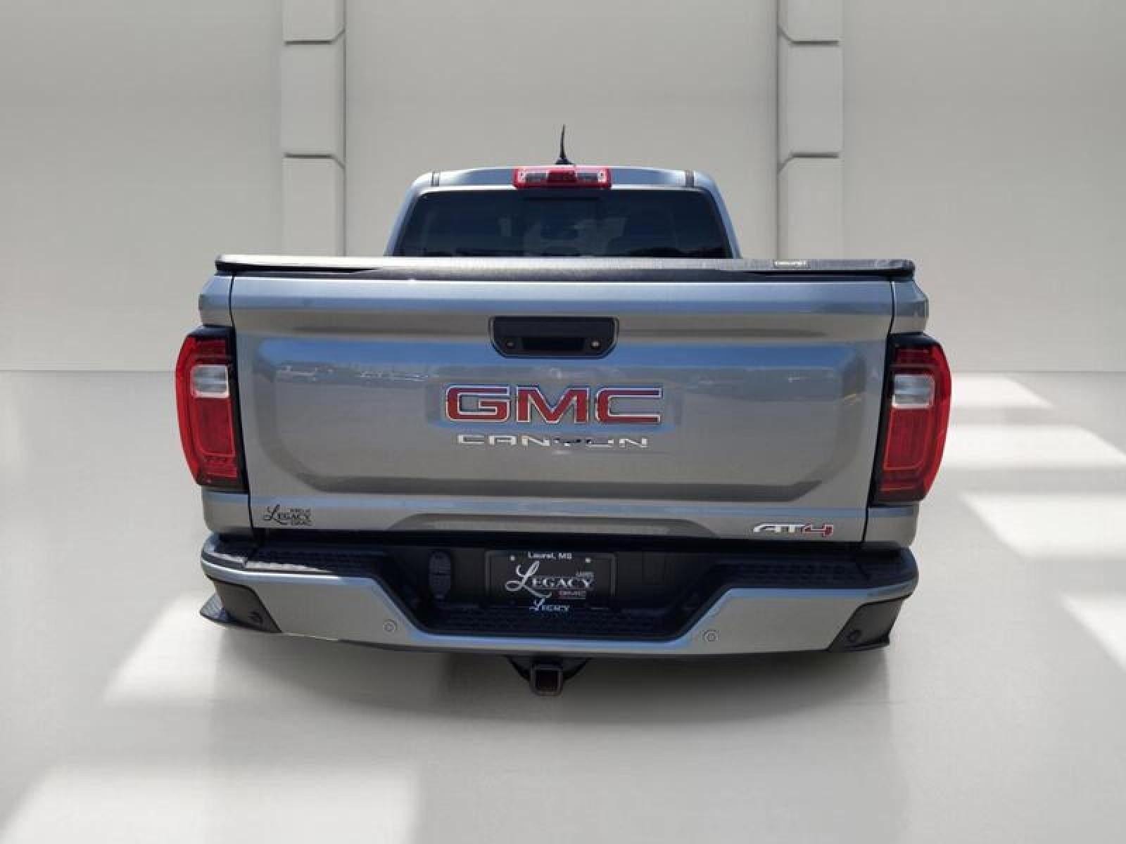 2023 GMC Canyon AT4