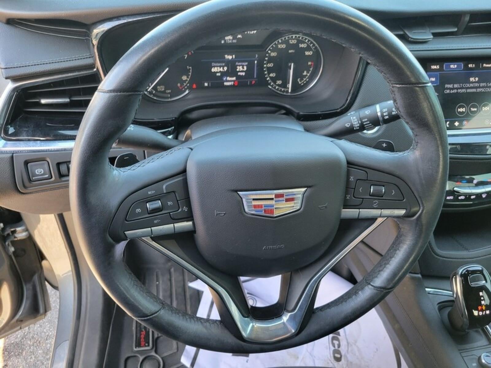 2021 Cadillac XT6 Luxury