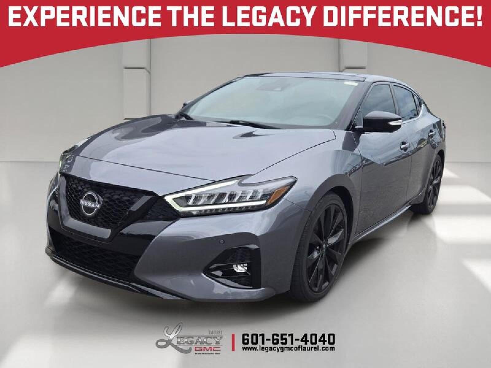 2023 Nissan Maxima SR
