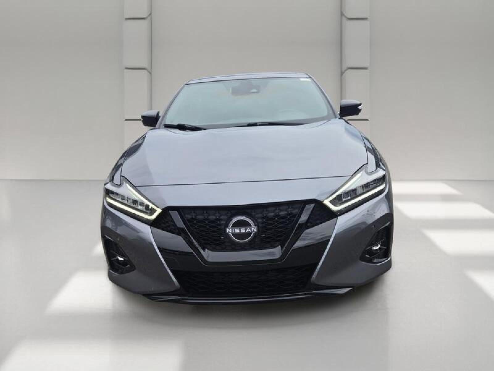 2023 Nissan Maxima SR
