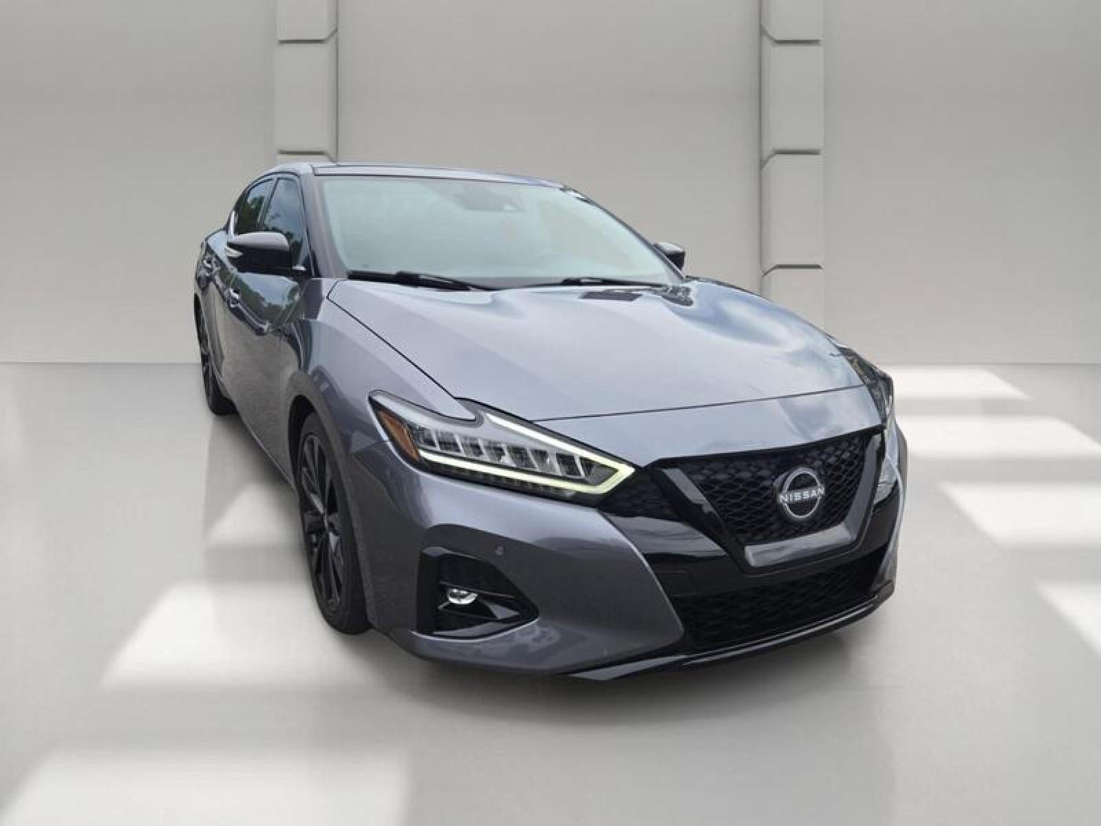 2023 Nissan Maxima SR