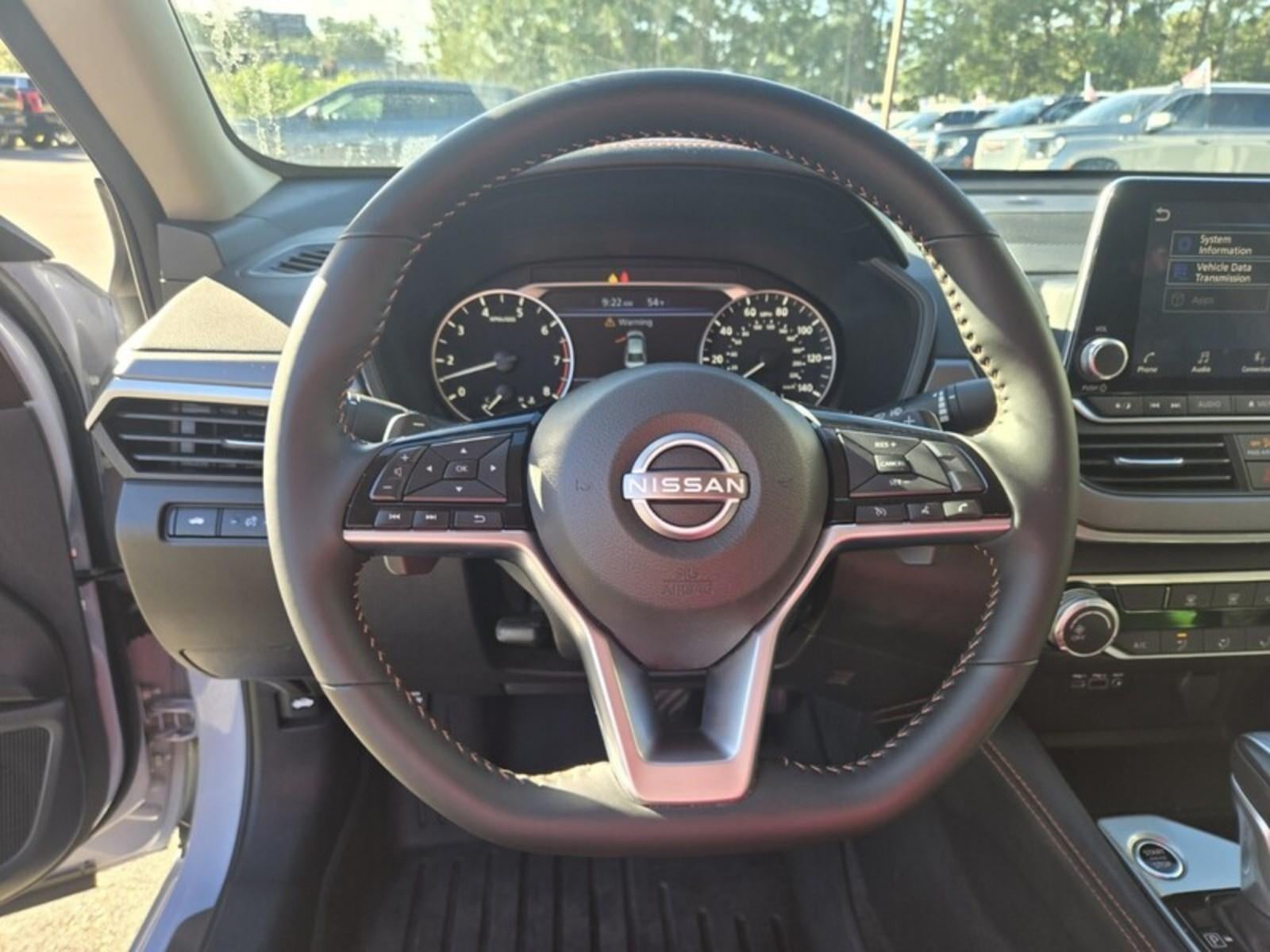 2025 Nissan Altima SR