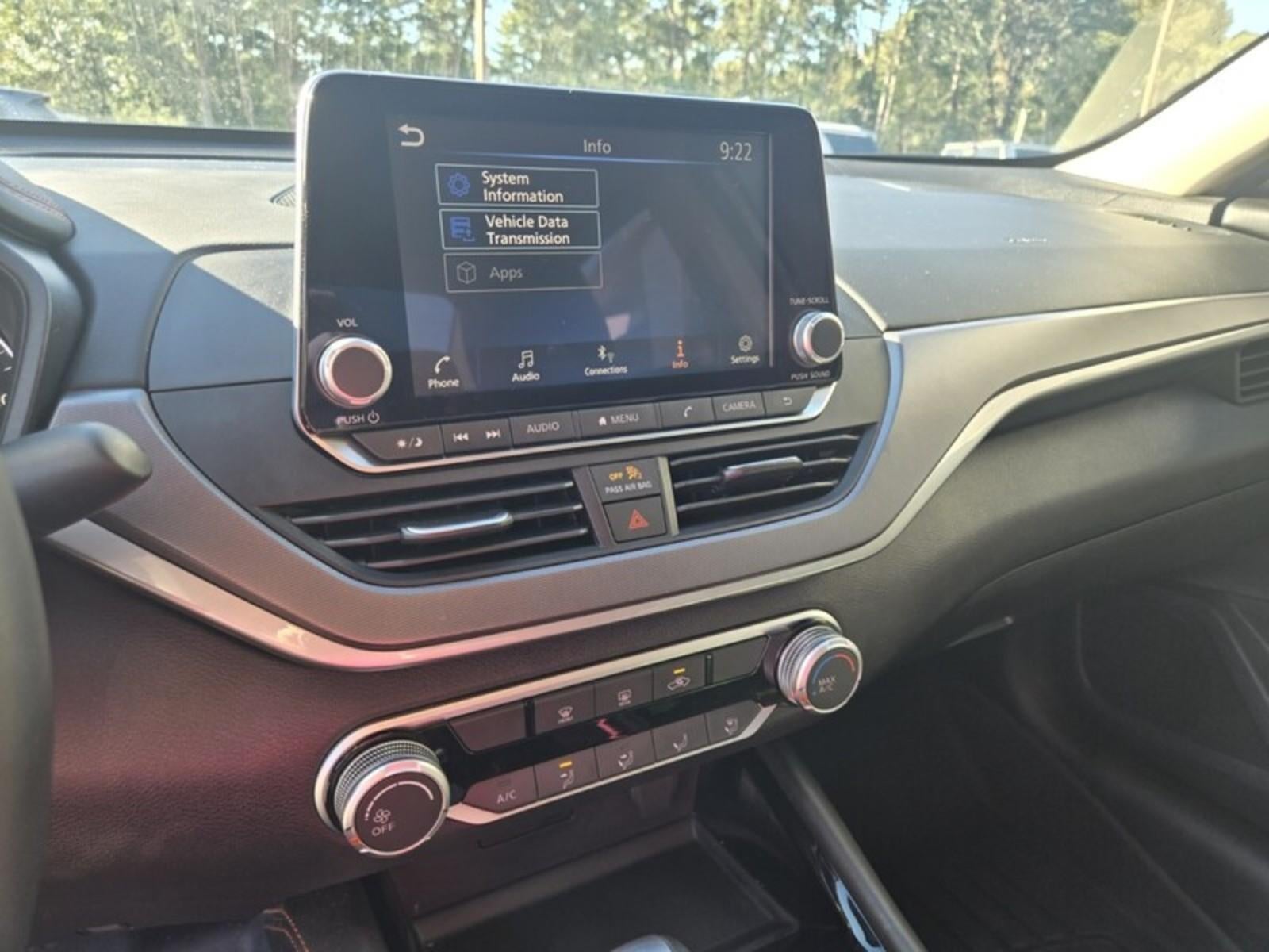 2025 Nissan Altima SR