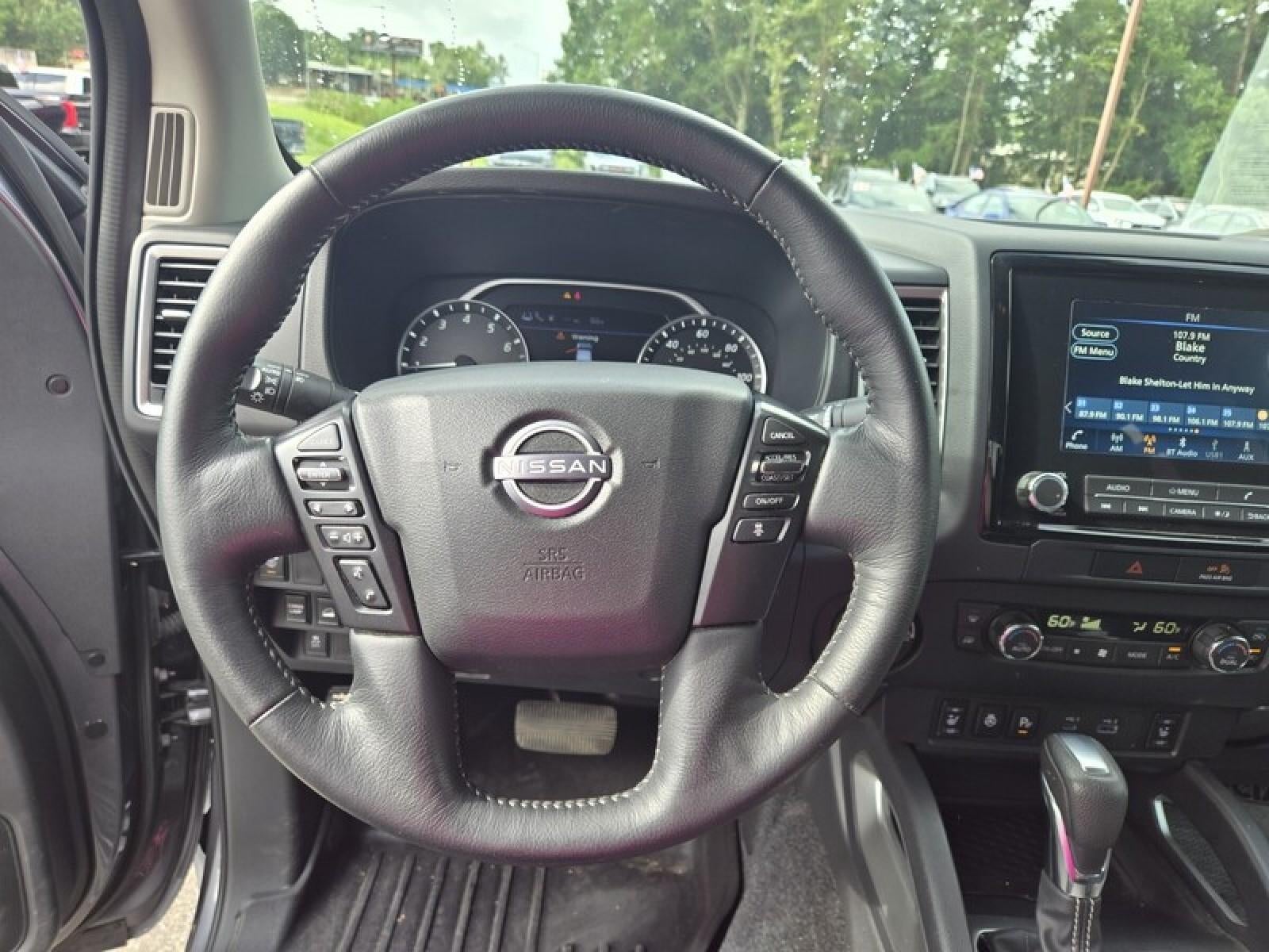 2022 Nissan Frontier SV