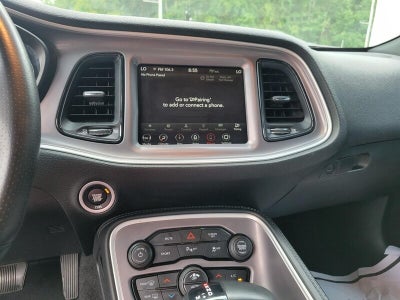 2022 Dodge Challenger SXT