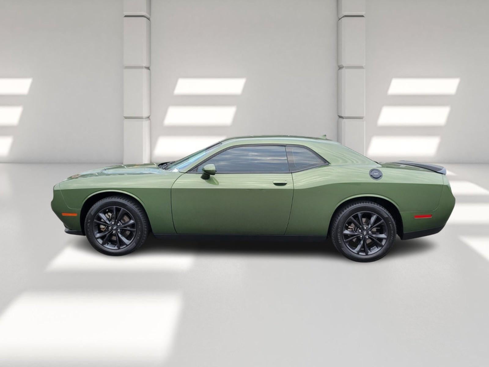 2022 Dodge Challenger SXT