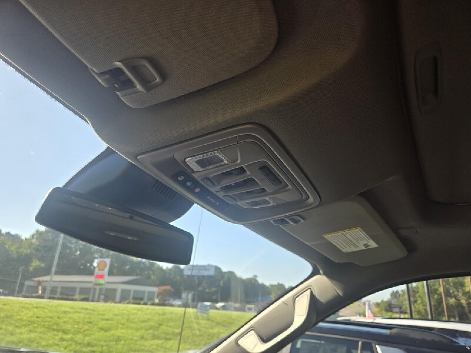2026 GMC Sierra 1500 SLT - Photo 16