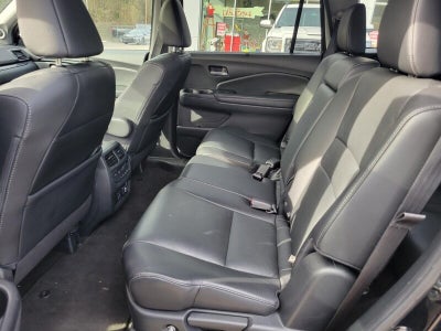 2021 Honda Pilot Touring 8-Passenger