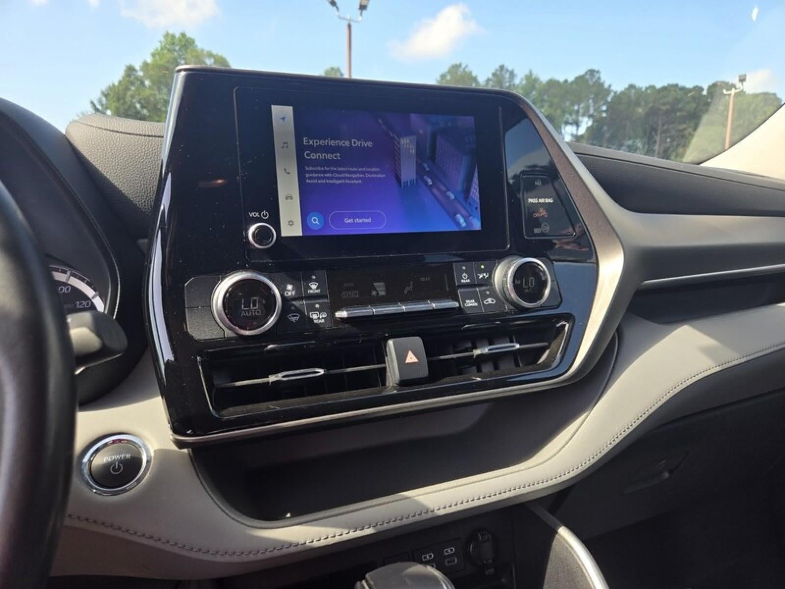 2023 Toyota Highlander Hybrid LE