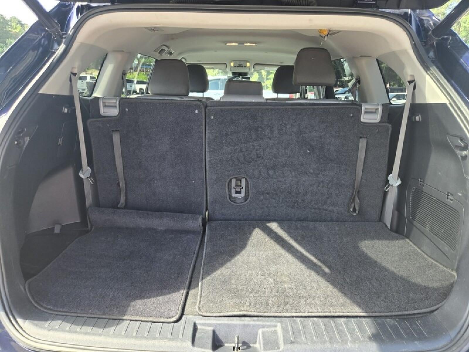 2023 Toyota Highlander Hybrid LE