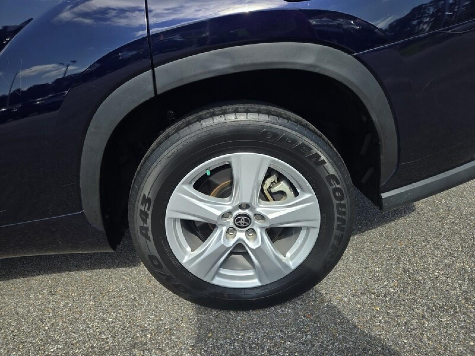 2023 Toyota Highlander Hybrid LE