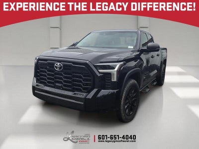 2023 Toyota Tundra 4WD SR5